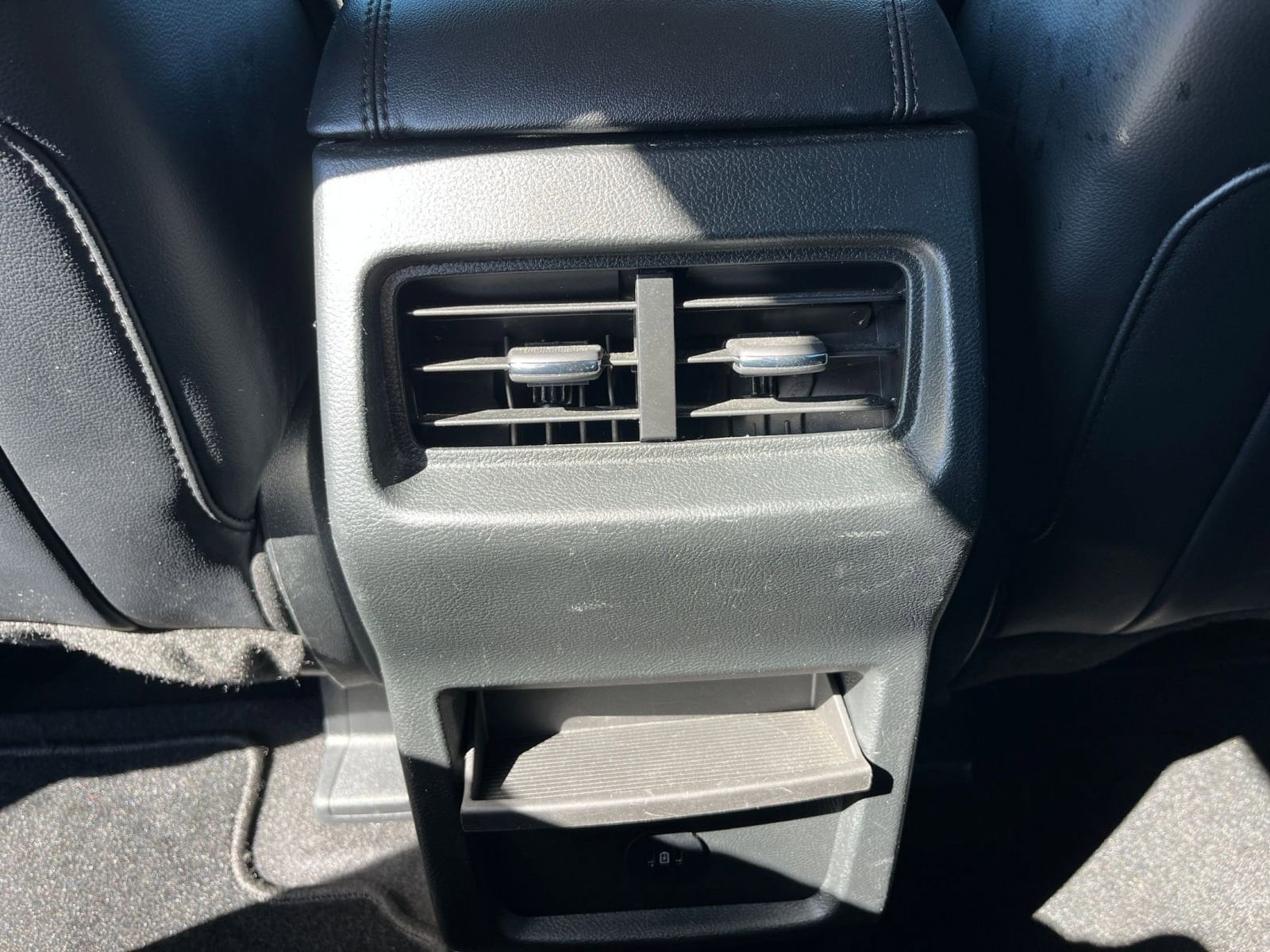 Thumbnail: 2024 Ford Edge - 25