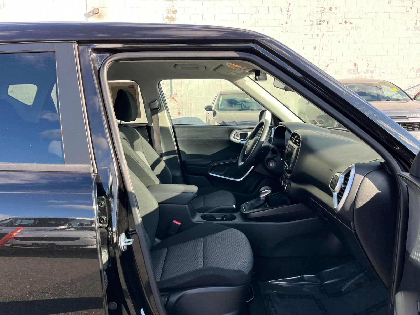 Thumbnail: 2025 Kia Soul - 25