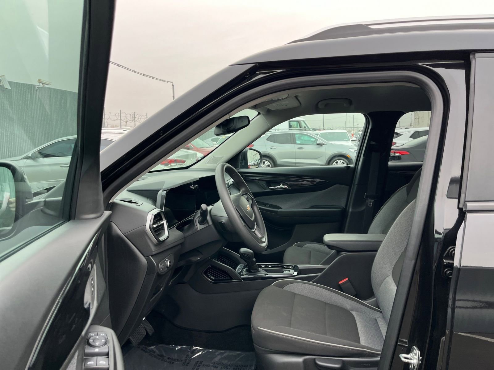 Thumbnail: 2025 Chevrolet TrailBlazer - 23