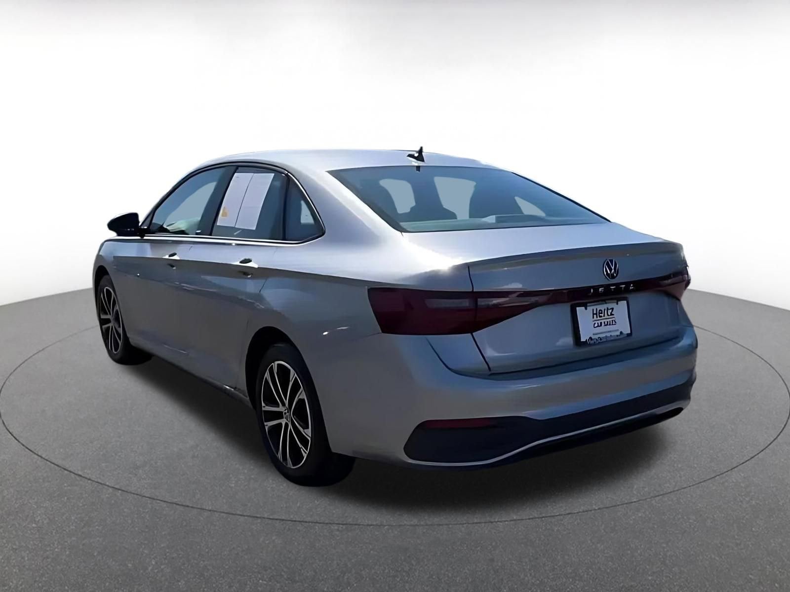 Thumbnail: 2025 Volkswagen Jetta - 12