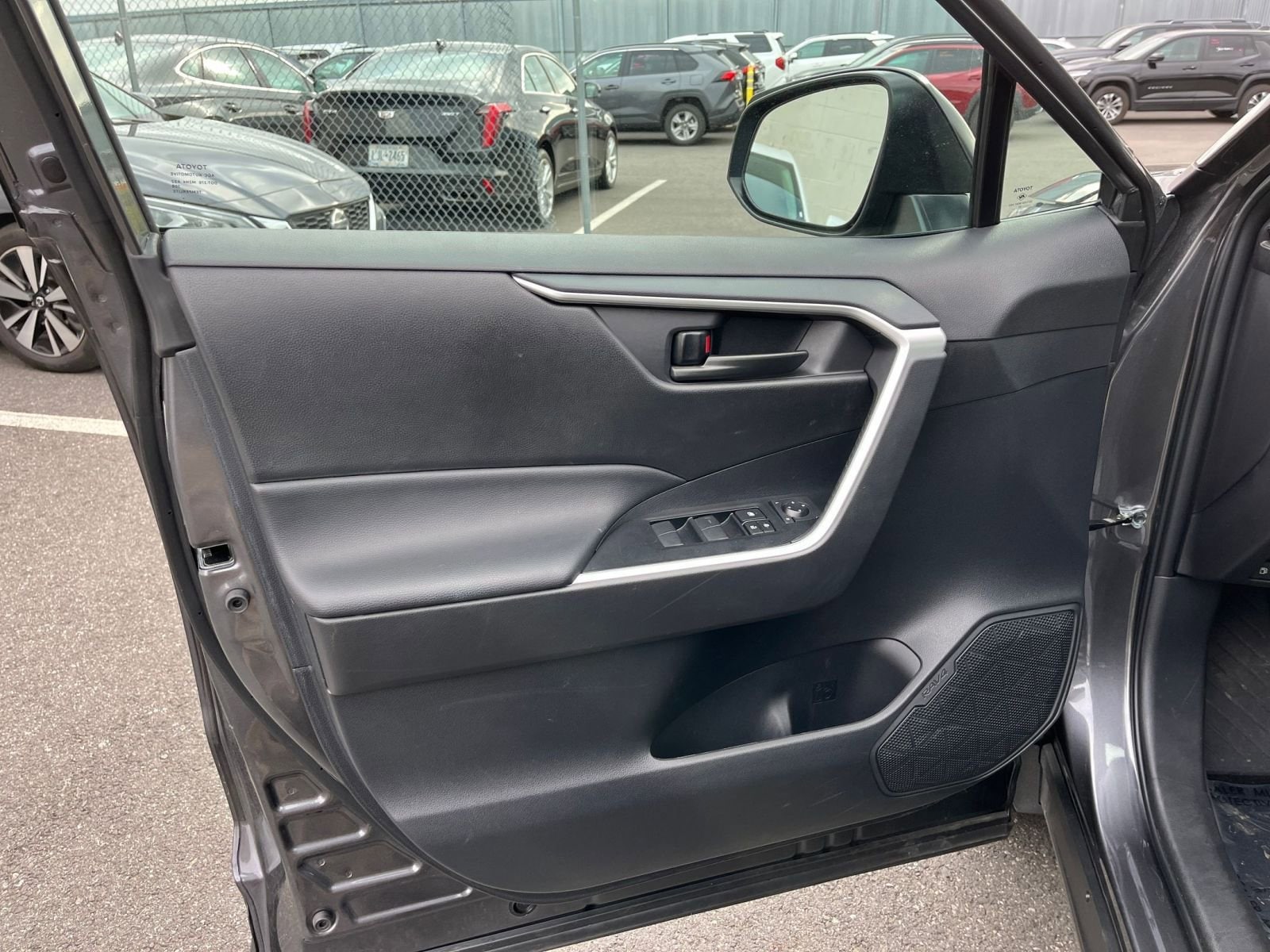 Thumbnail: 2025 Toyota RAV4 - 20