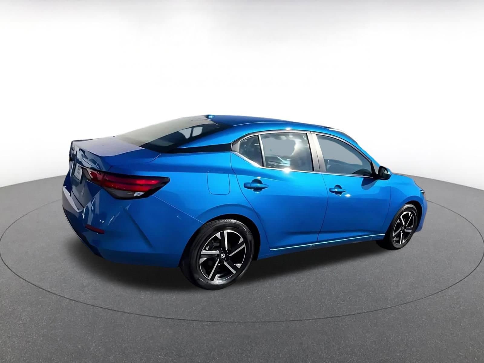 Thumbnail: 2025 Nissan Sentra - 13