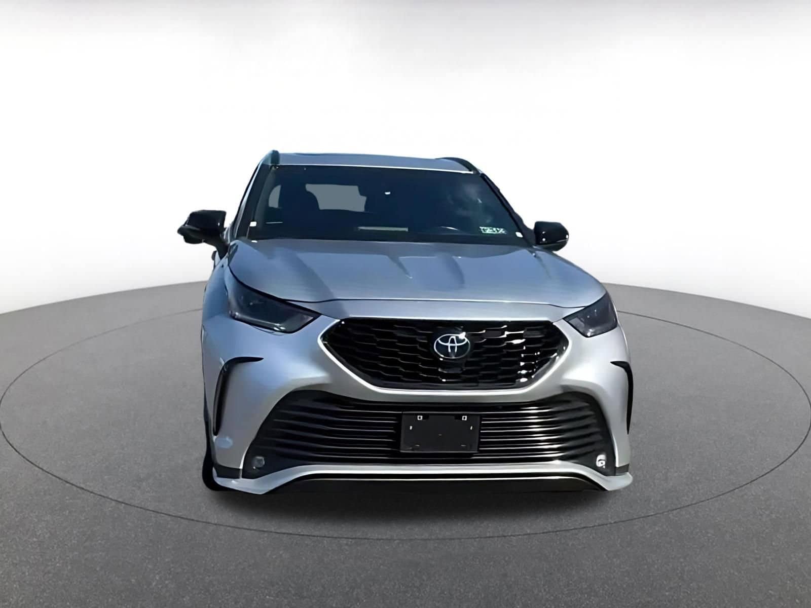 Thumbnail: 2024 Toyota Highlander - 3