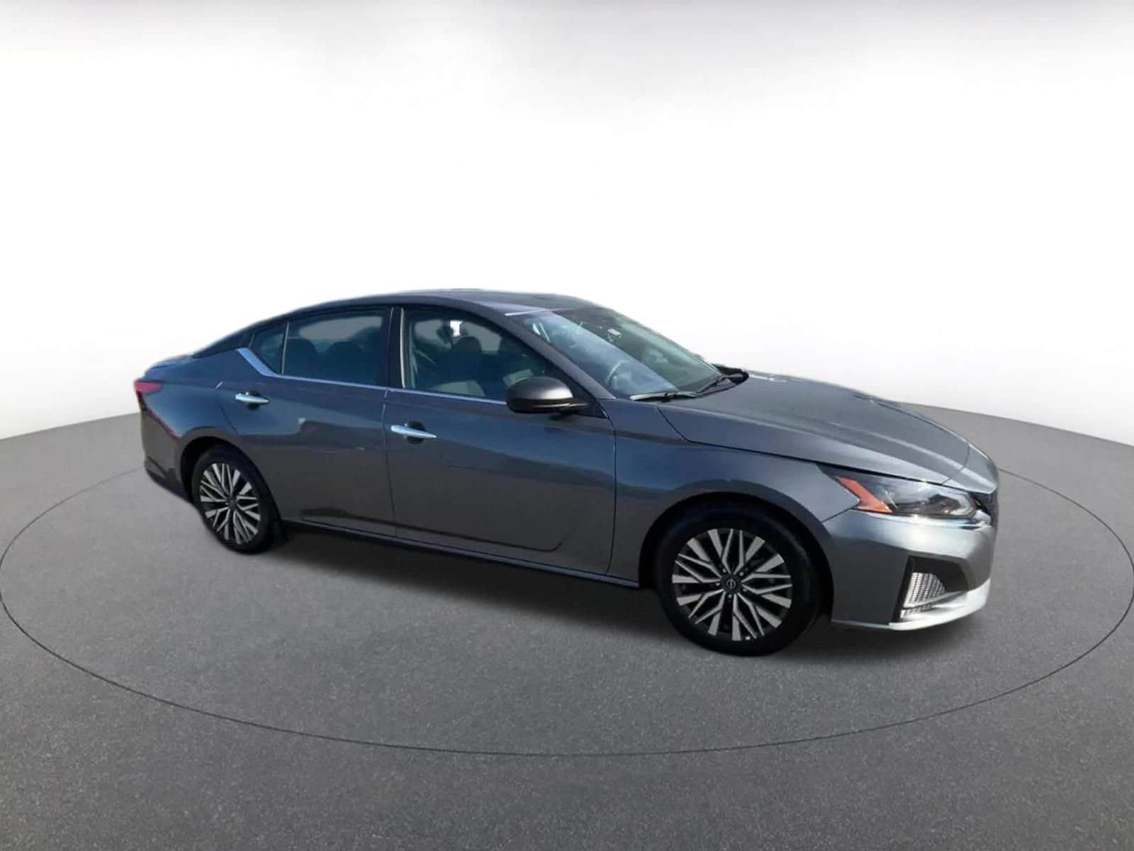 Thumbnail: 2025 Nissan Altima - 2