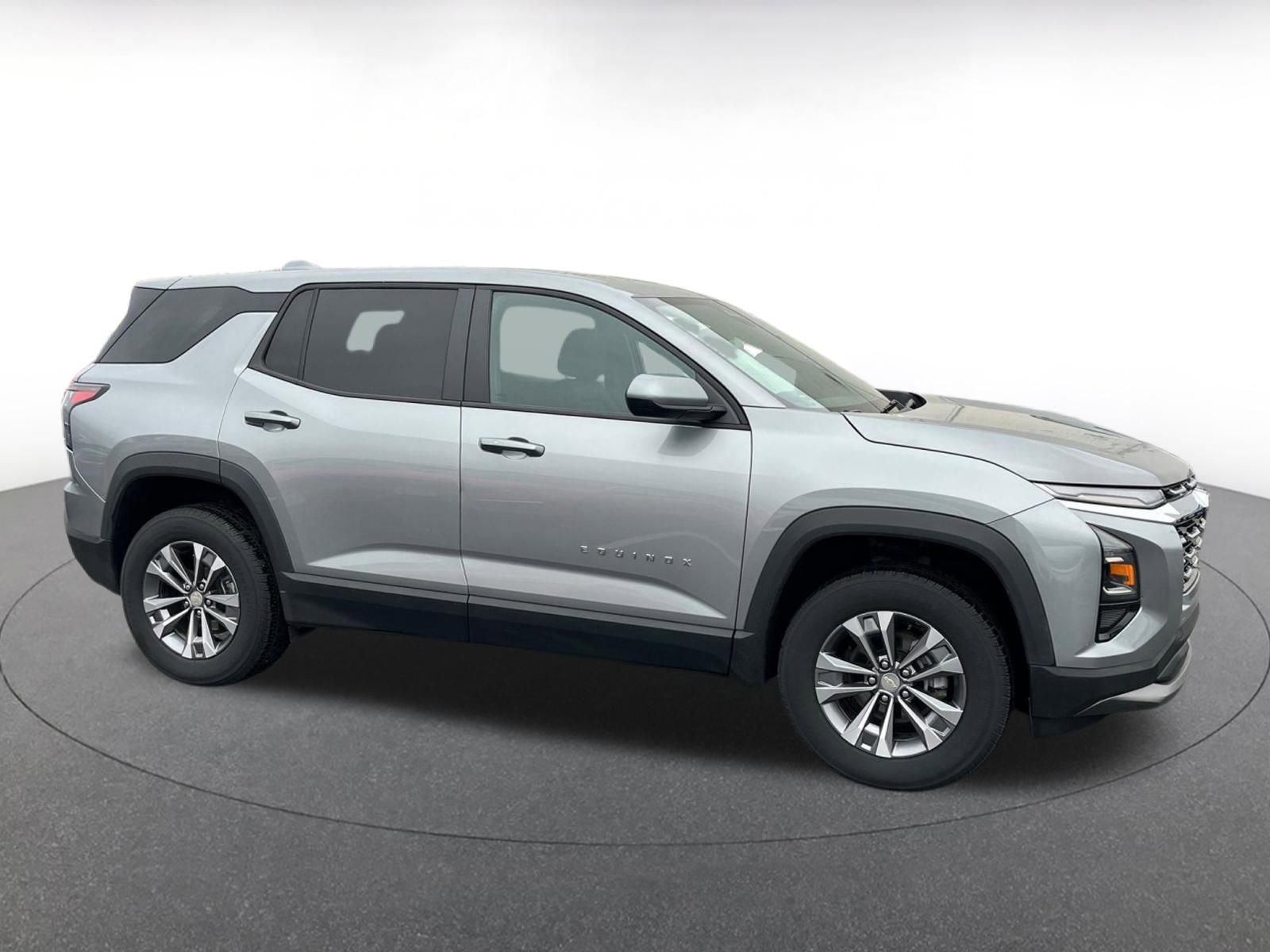 Thumbnail: 2025 Chevrolet Equinox - 15