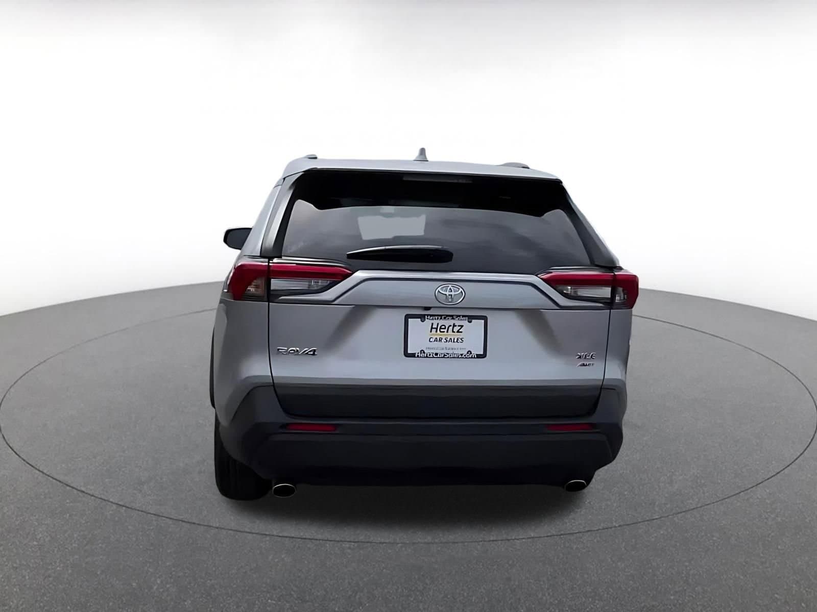 Thumbnail: 2025 Toyota RAV4 - 12