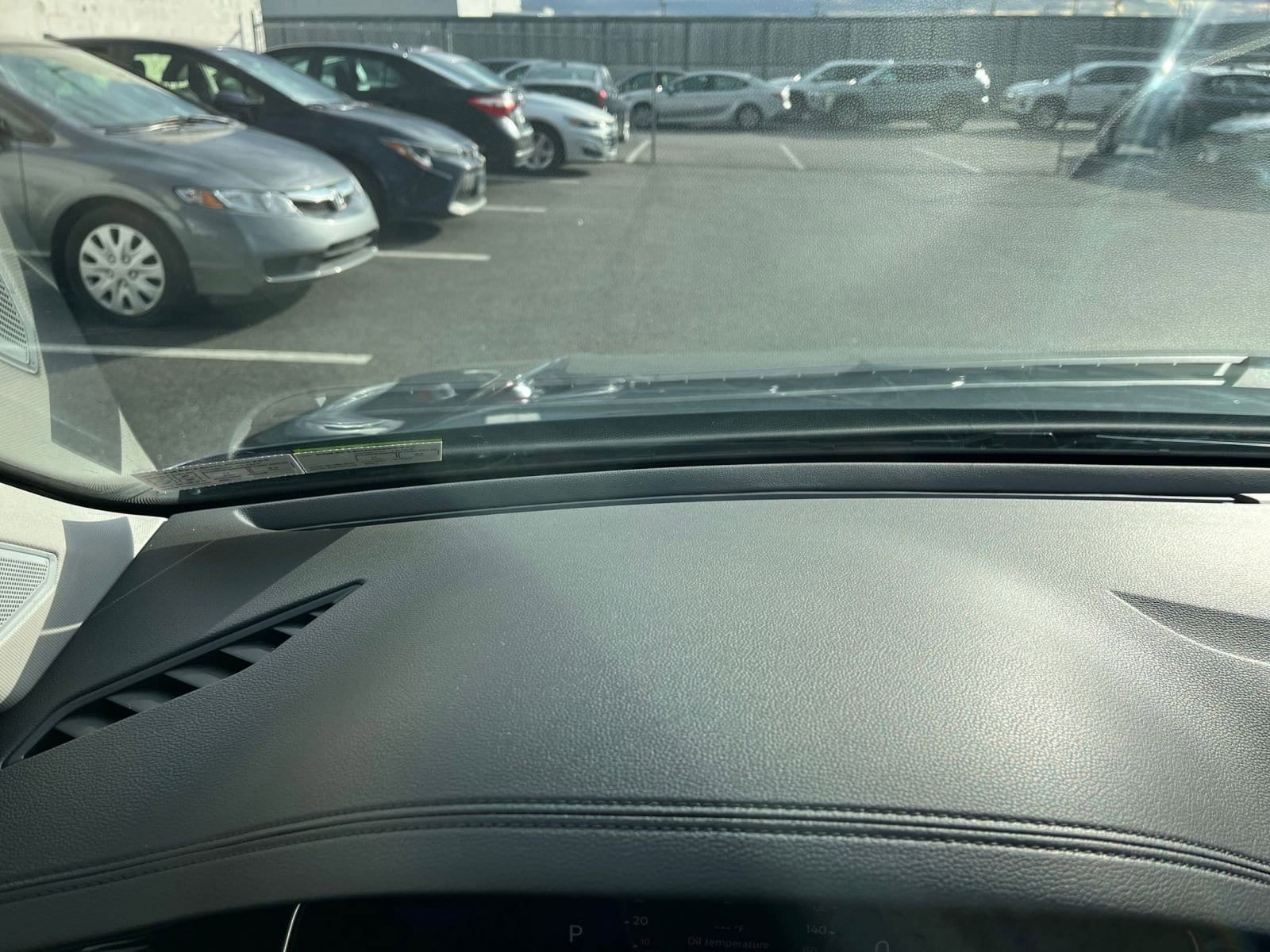 Thumbnail: 2025 Volkswagen Jetta - 32