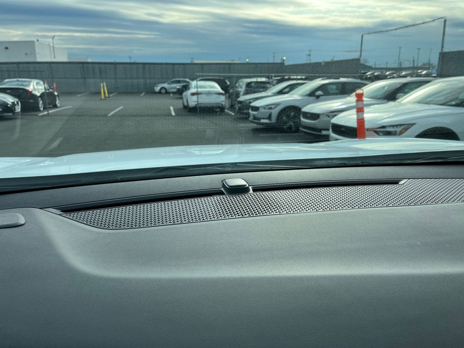 Thumbnail: 2025 Chevrolet Equinox - 18