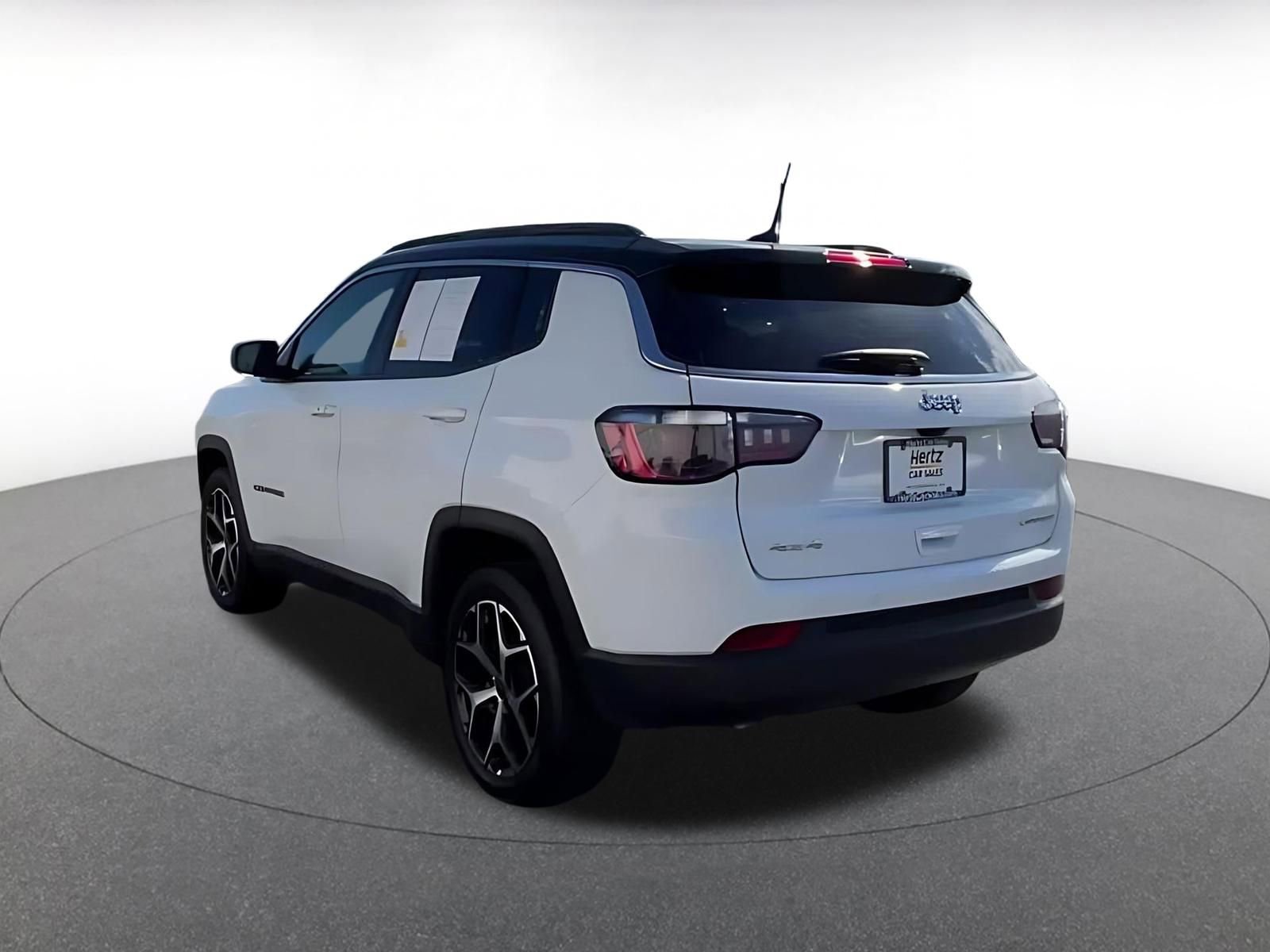 Thumbnail: 2025 Jeep Compass - 11