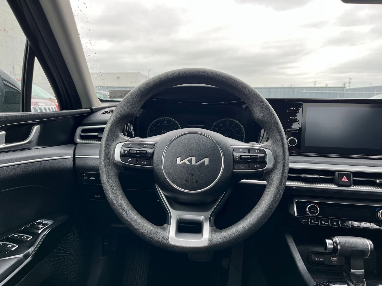 Thumbnail: 2023 Kia K5 - 27