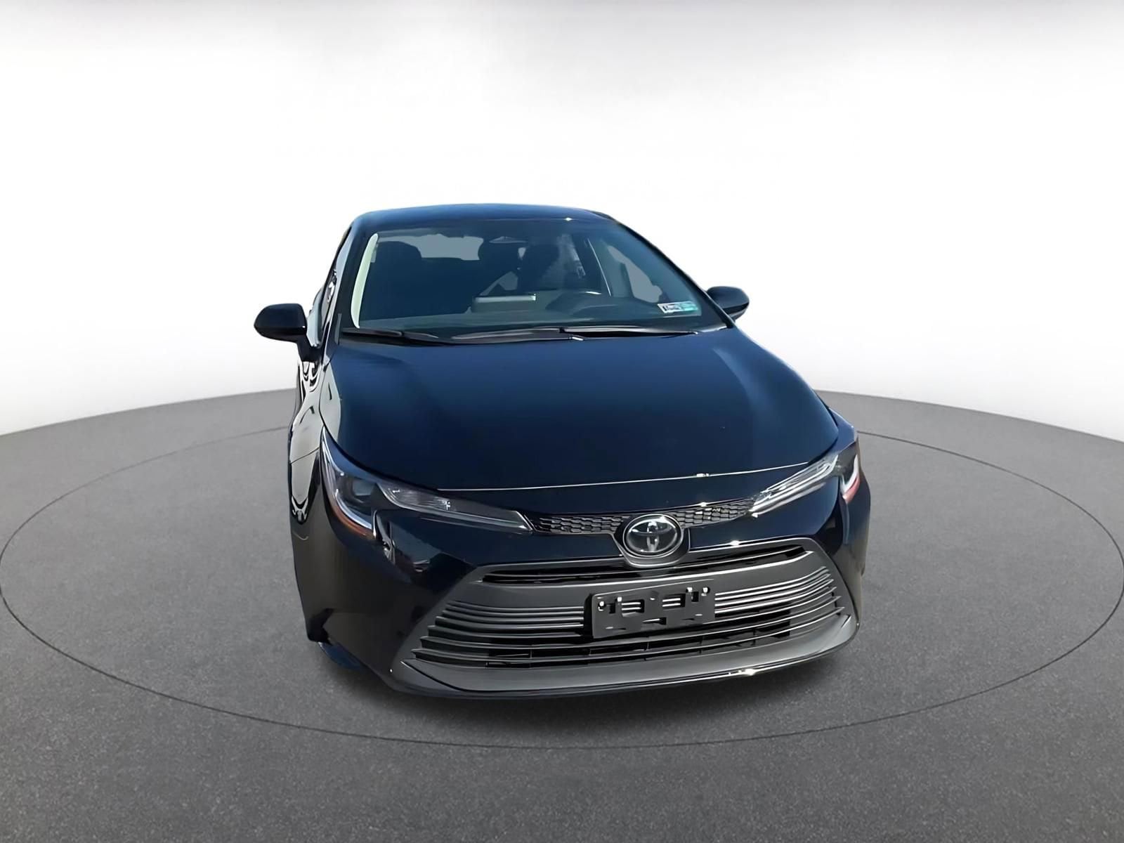 Thumbnail: 2025 Toyota Corolla - 5