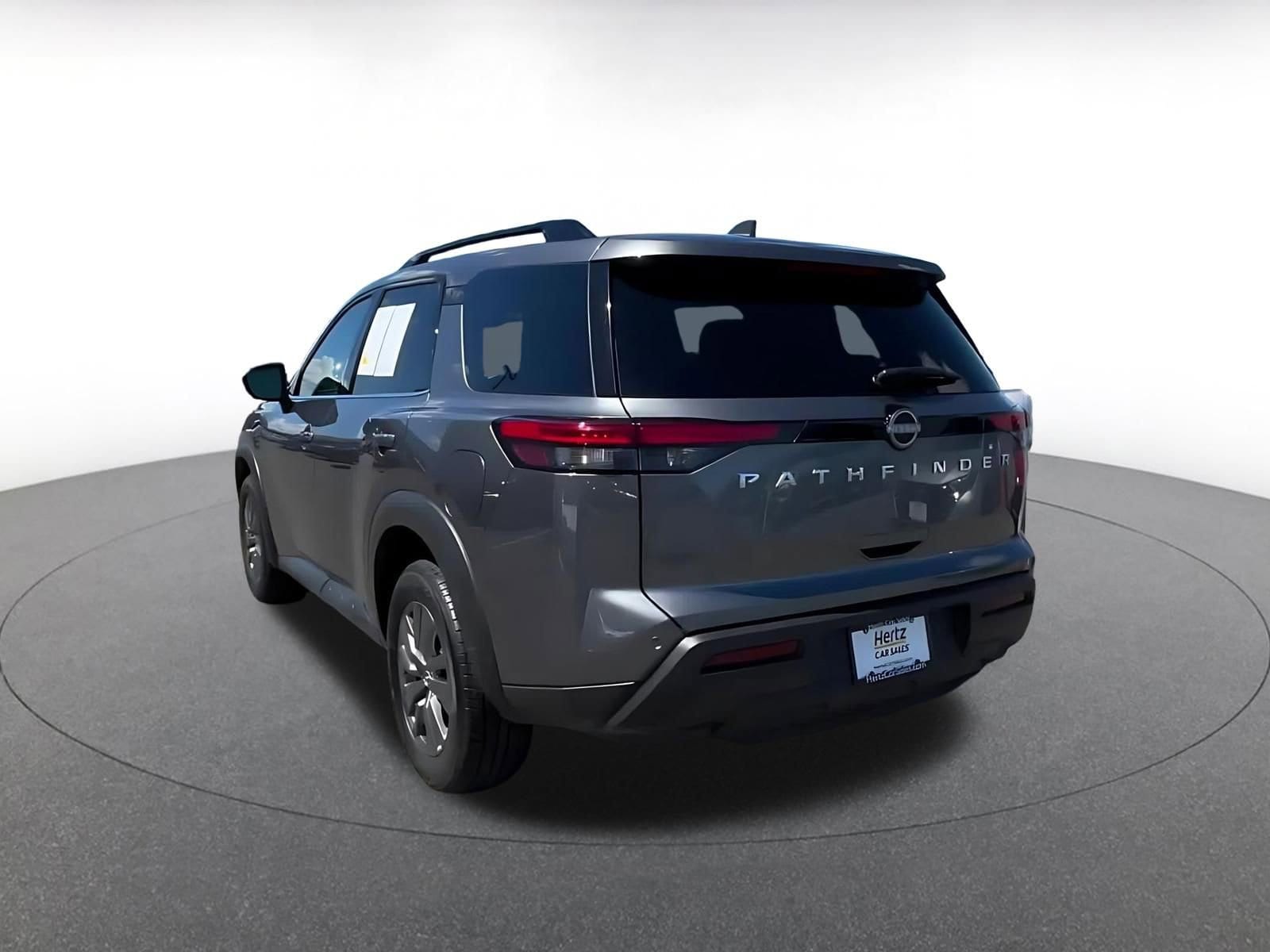 Thumbnail: 2025 Nissan Pathfinder - 11