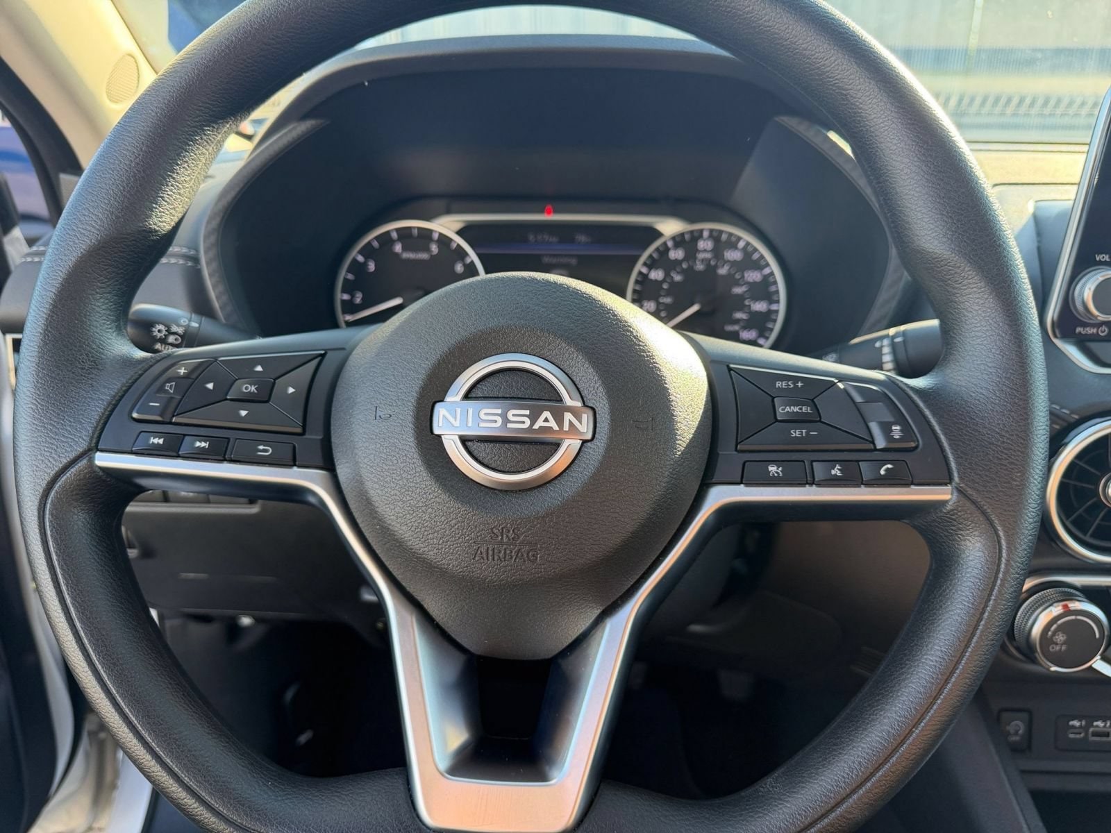 Thumbnail: 2025 Nissan Sentra - 25
