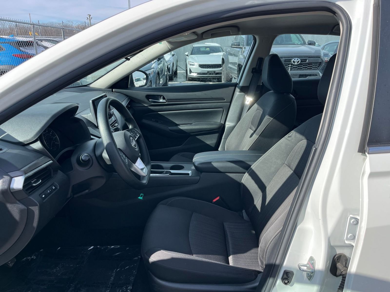 Thumbnail: 2025 Nissan Altima - 27