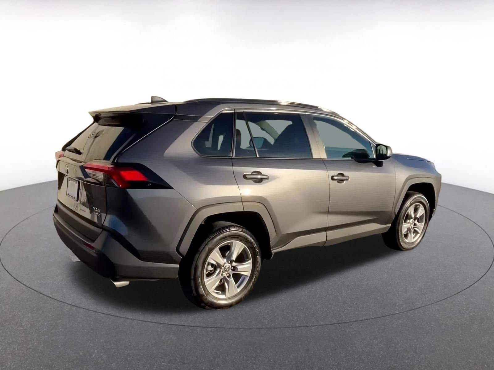 Thumbnail: 2025 Toyota RAV4 - 15