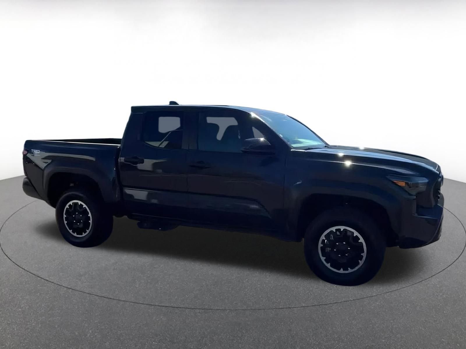 Thumbnail: 2025 Toyota Tacoma - 15