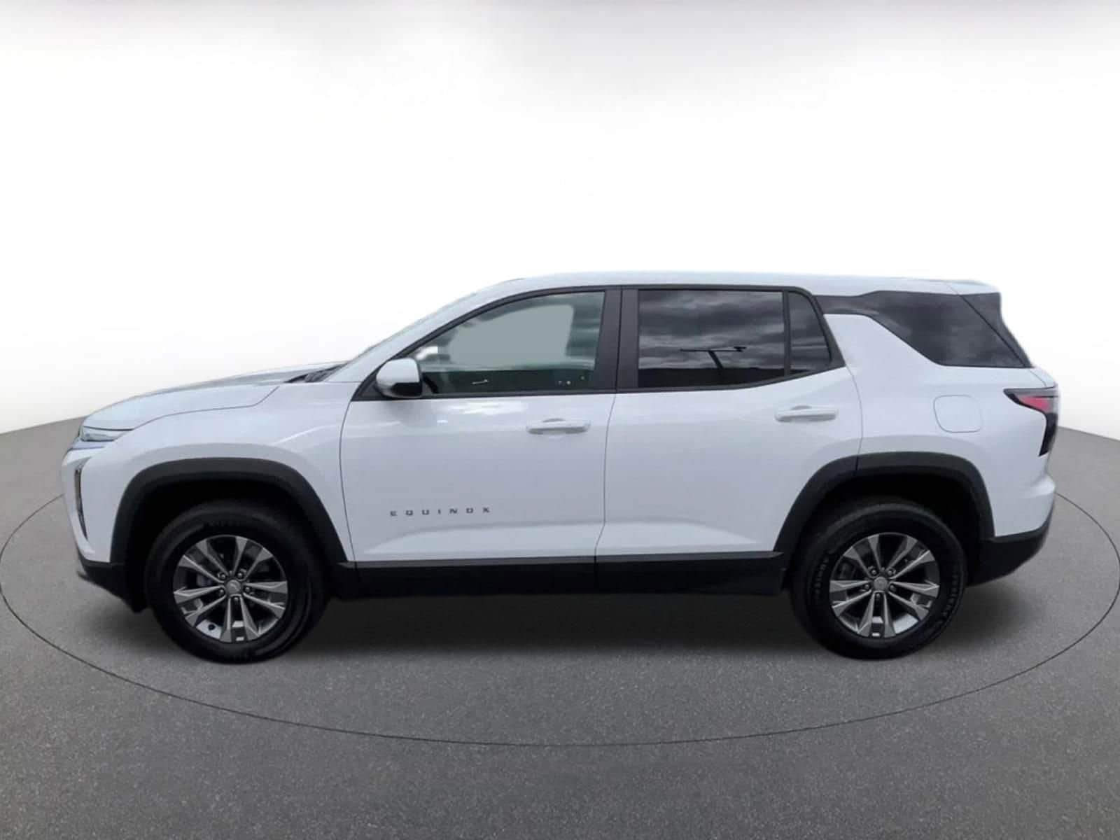 Thumbnail: 2025 Chevrolet Equinox - 8