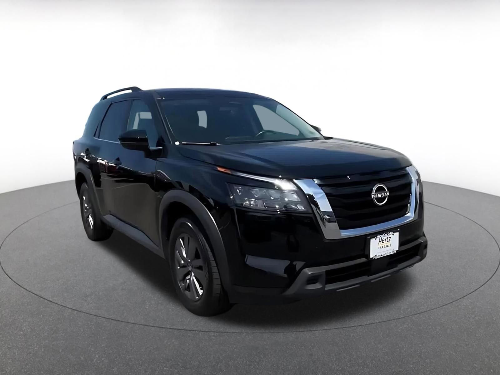 Thumbnail: 2025 Nissan Pathfinder - 3