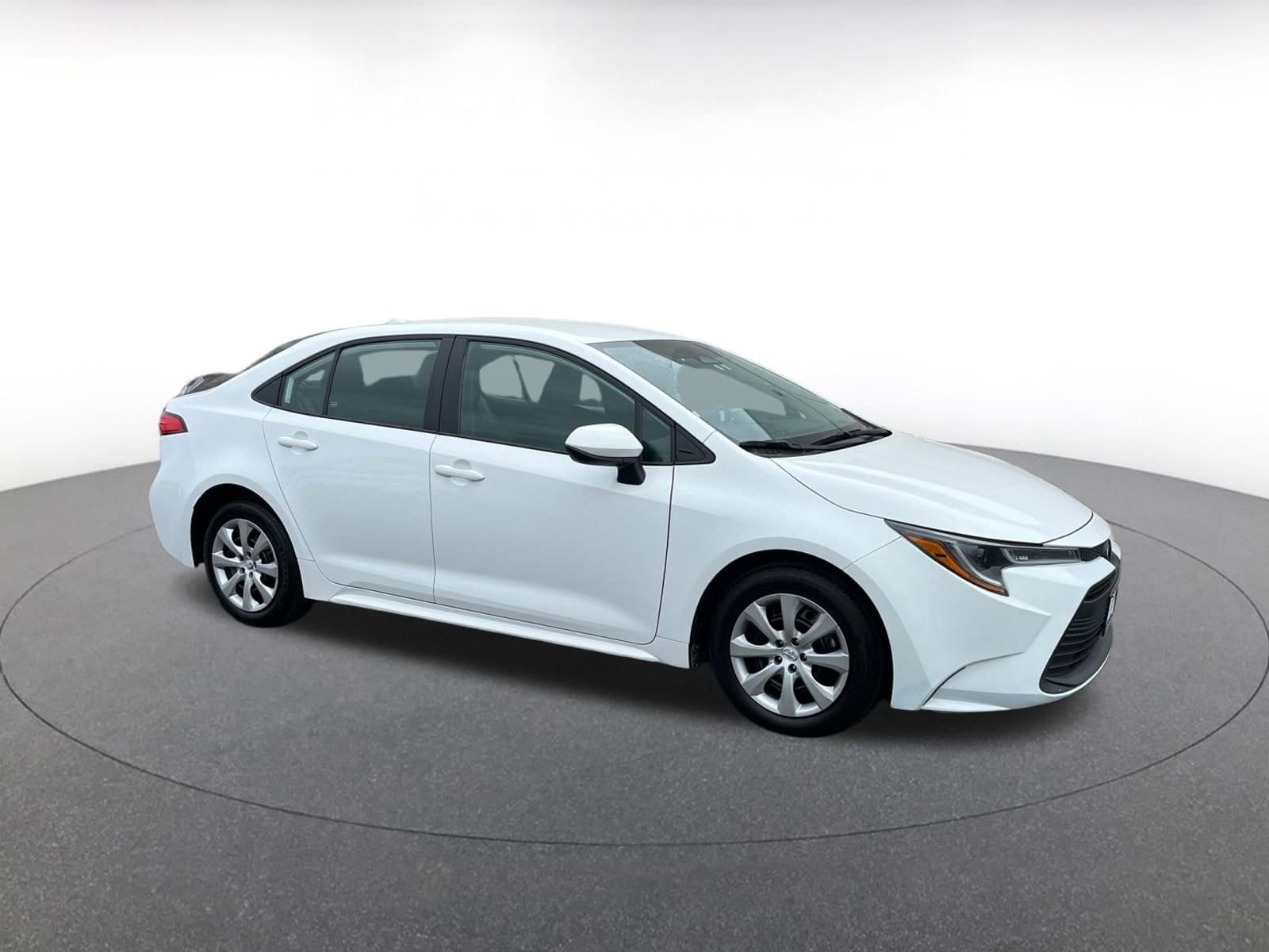 Thumbnail: 2024 Toyota Corolla - 1
