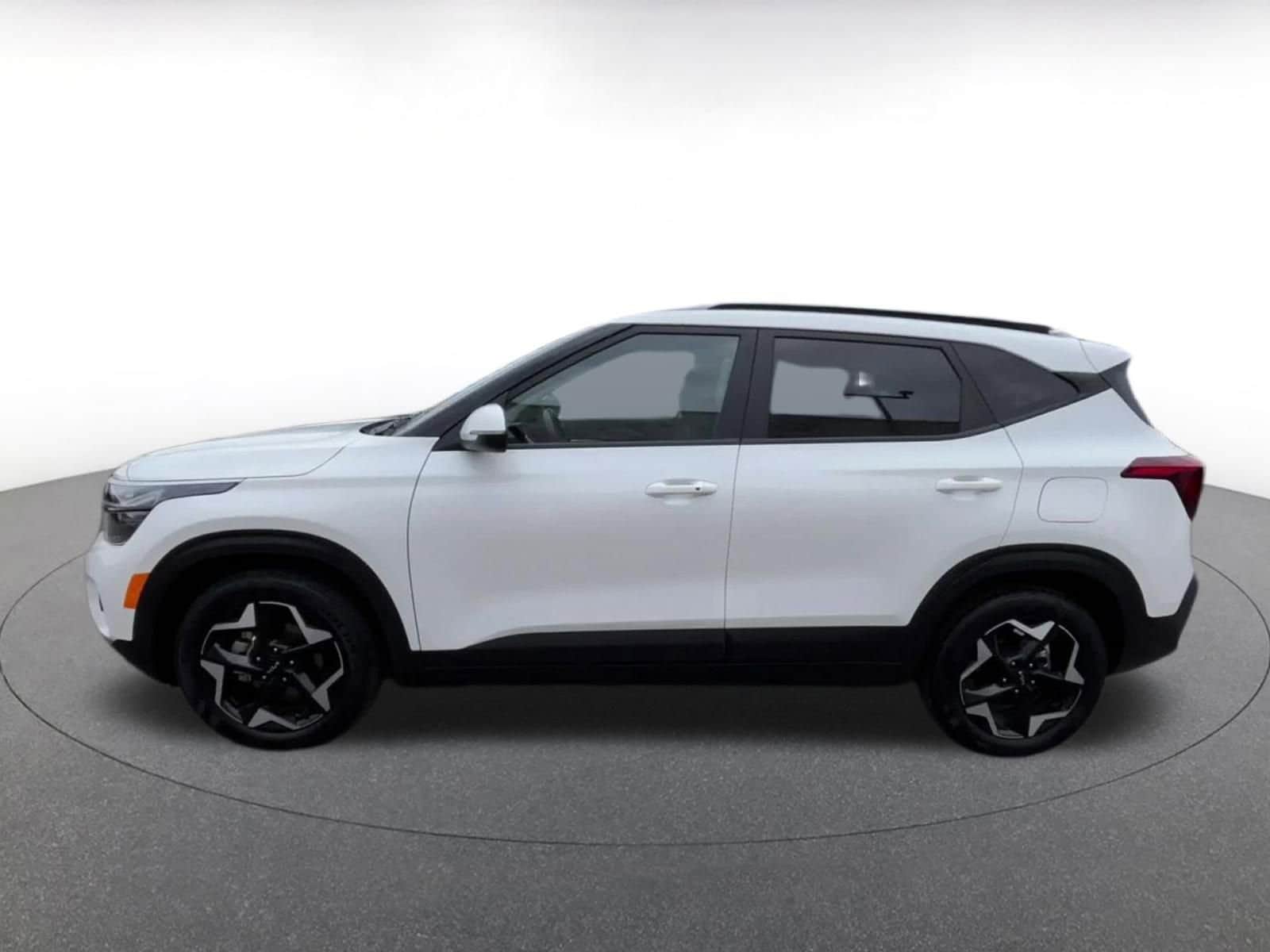 Thumbnail: 2025 Kia Seltos - 8