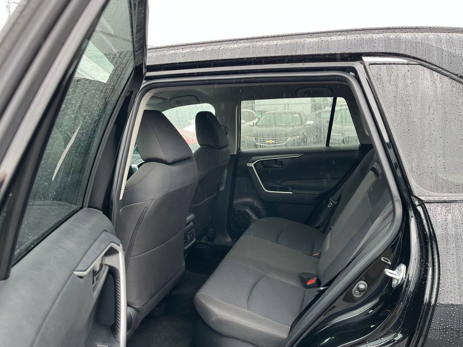 Thumbnail: 2025 Toyota RAV4 - 25