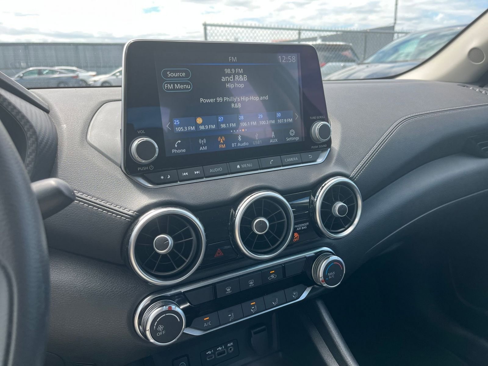 Thumbnail: 2024 Nissan Sentra - 21