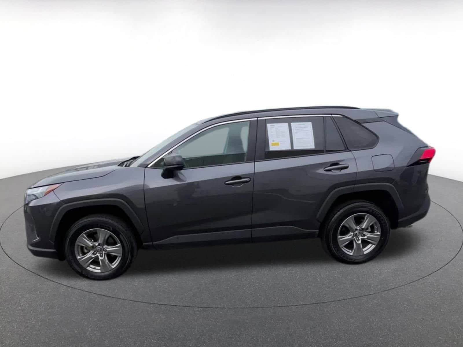 Thumbnail: 2024 Toyota RAV4 - 8