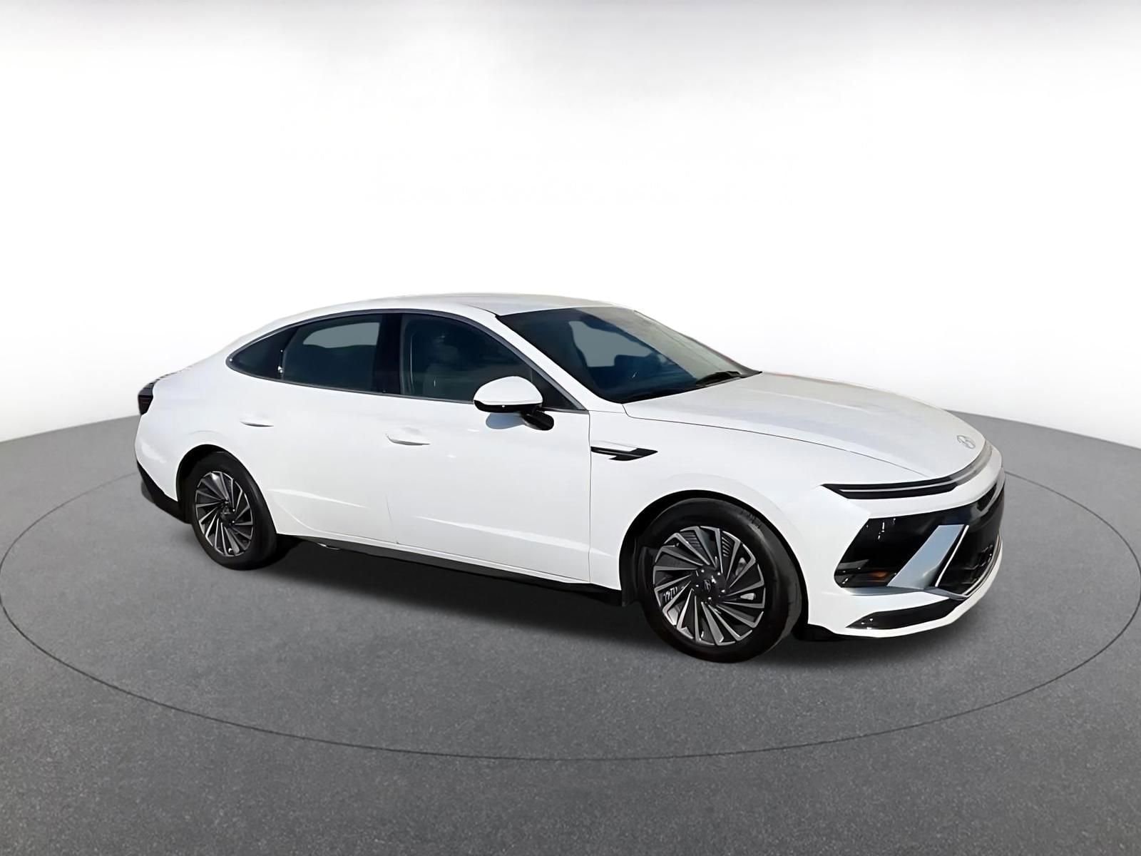 Thumbnail: 2025 Hyundai Sonata - 2