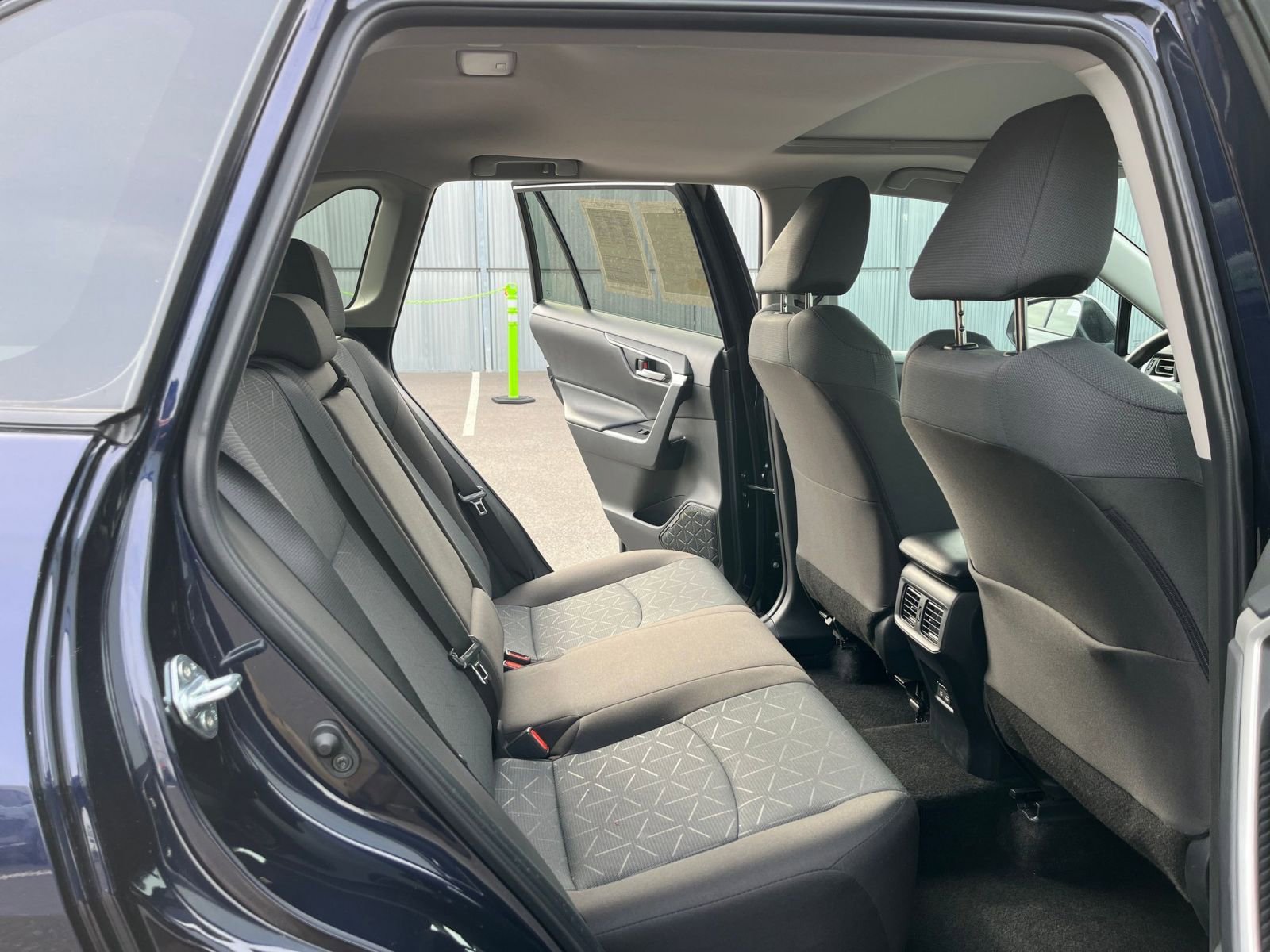 Thumbnail: 2025 Toyota RAV4 - 26