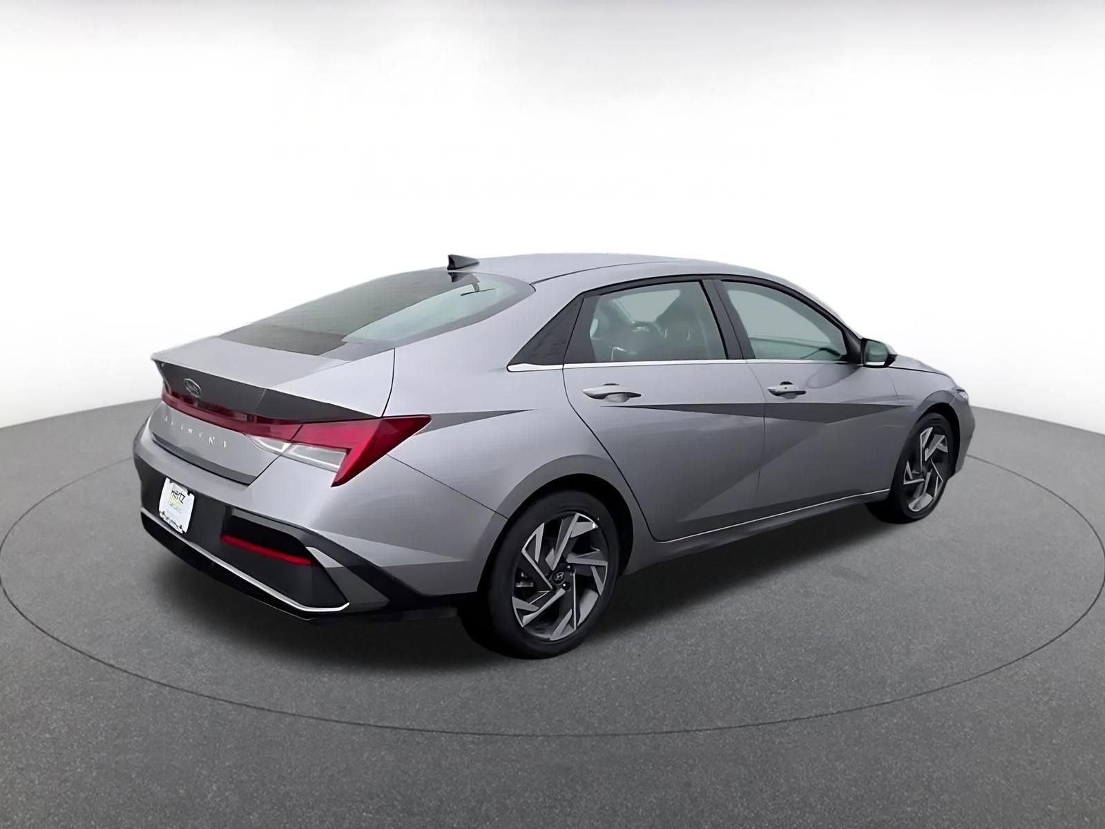 Thumbnail: 2025 Hyundai Elantra - 13