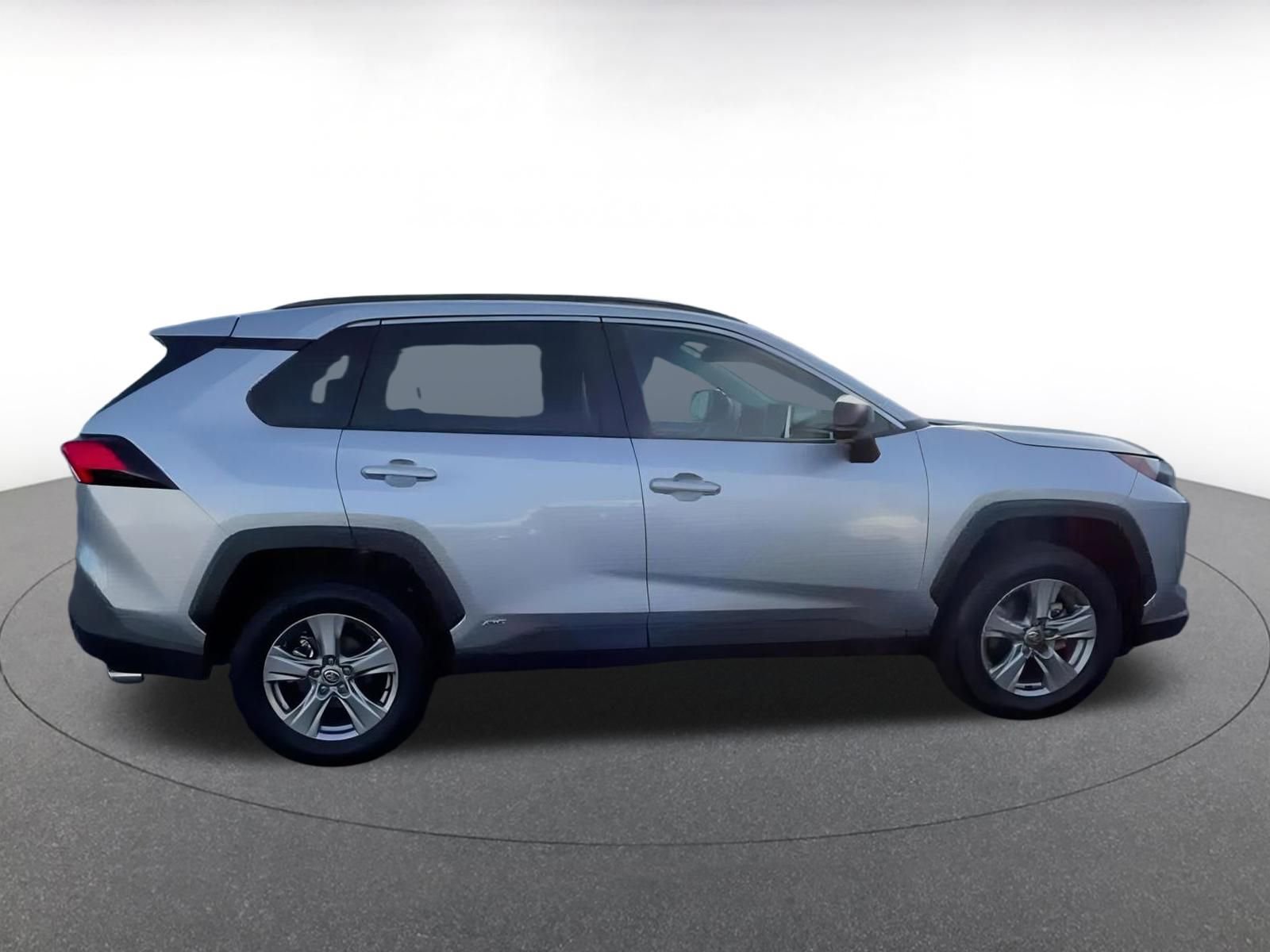 Thumbnail: 2025 Toyota RAV4 - 16