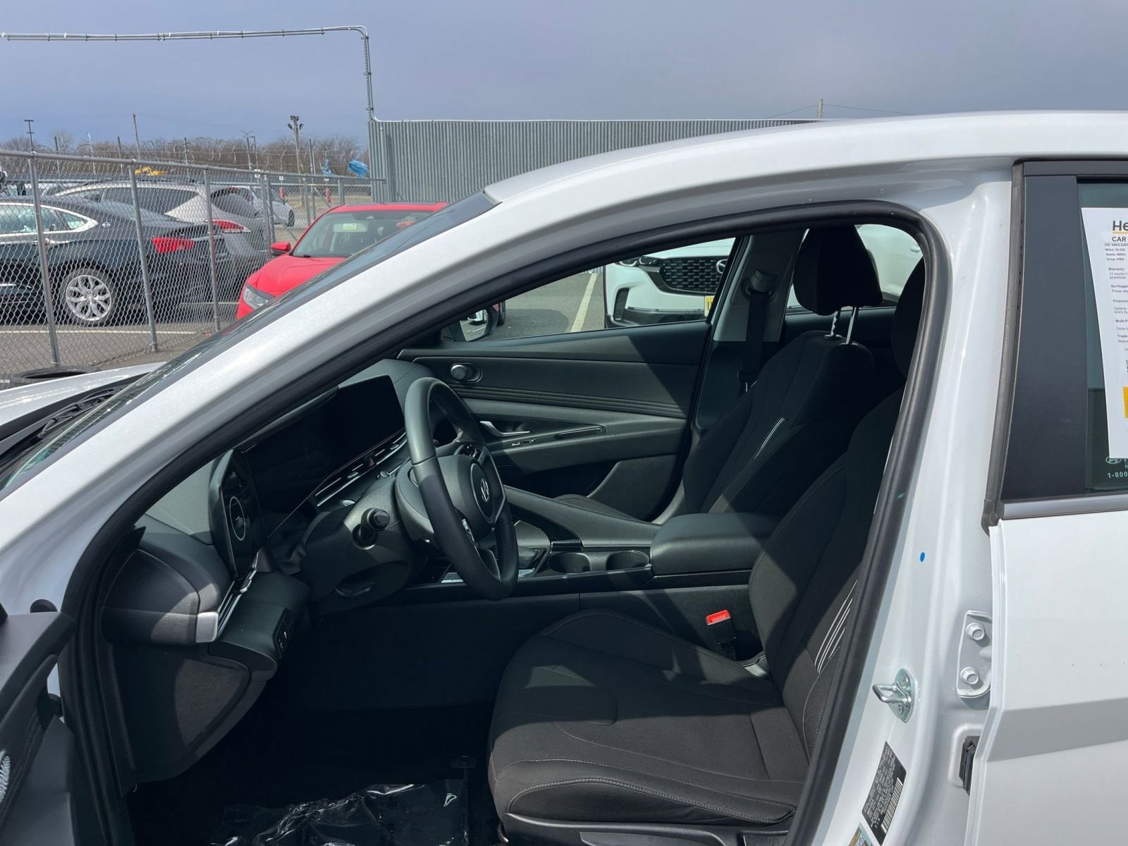 Thumbnail: 2025 Hyundai Elantra - 27