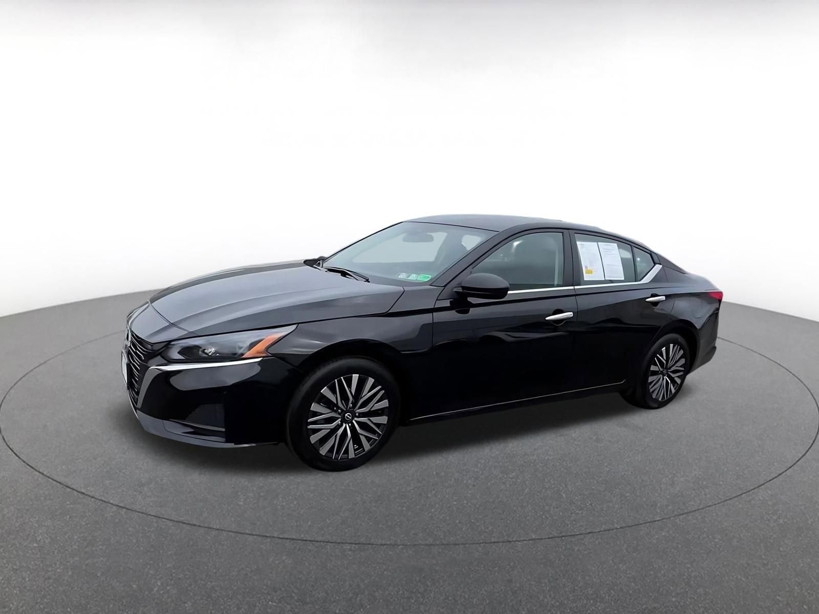 Thumbnail: 2025 Nissan Altima - 7
