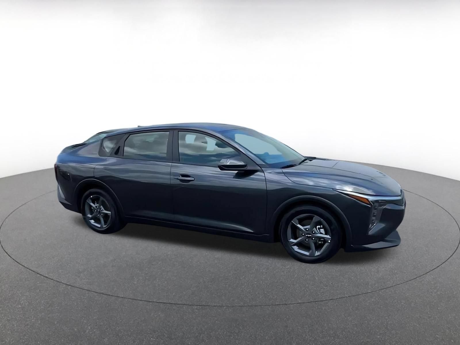 Thumbnail: 2025 Kia K4 - 2