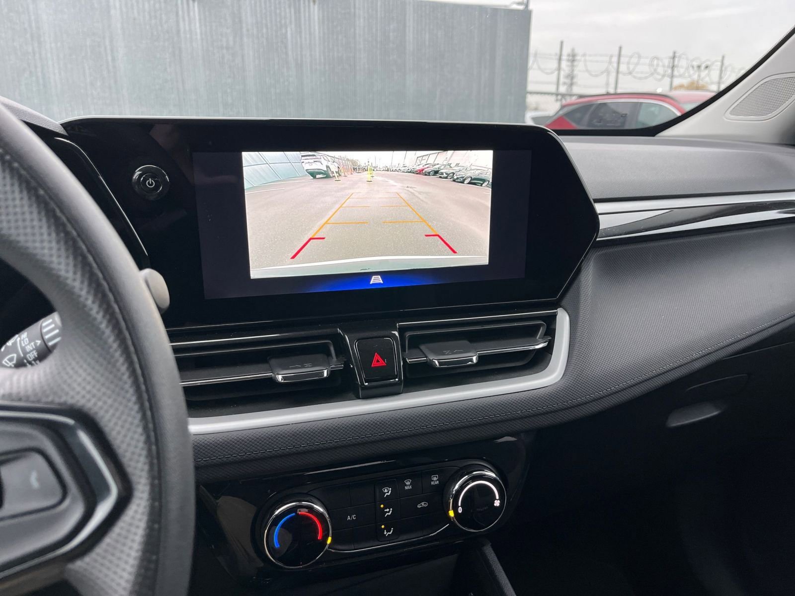 Thumbnail: 2025 Chevrolet TrailBlazer - 21