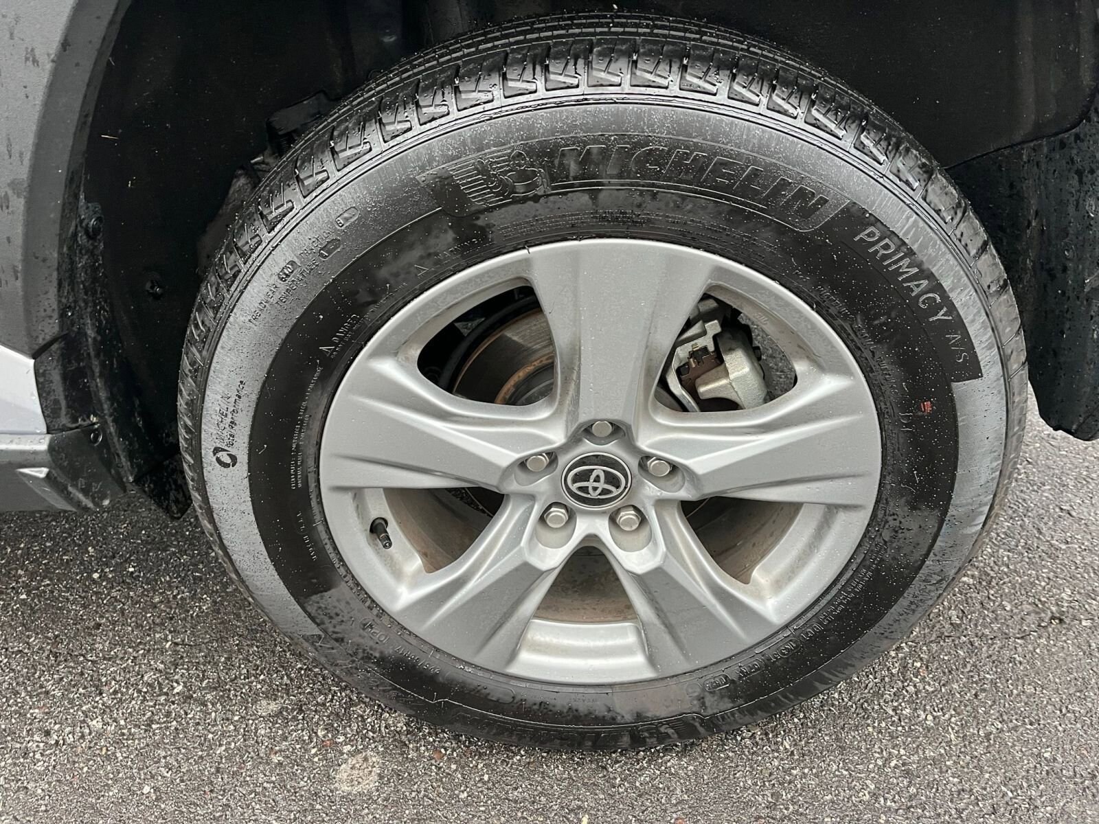 Thumbnail: 2025 Toyota RAV4 - 29