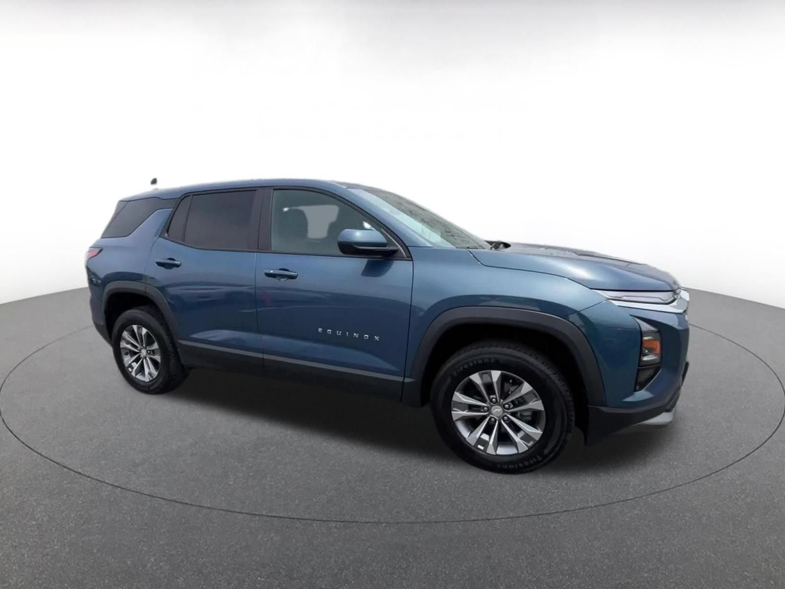 Thumbnail: 2025 Chevrolet Equinox - 2
