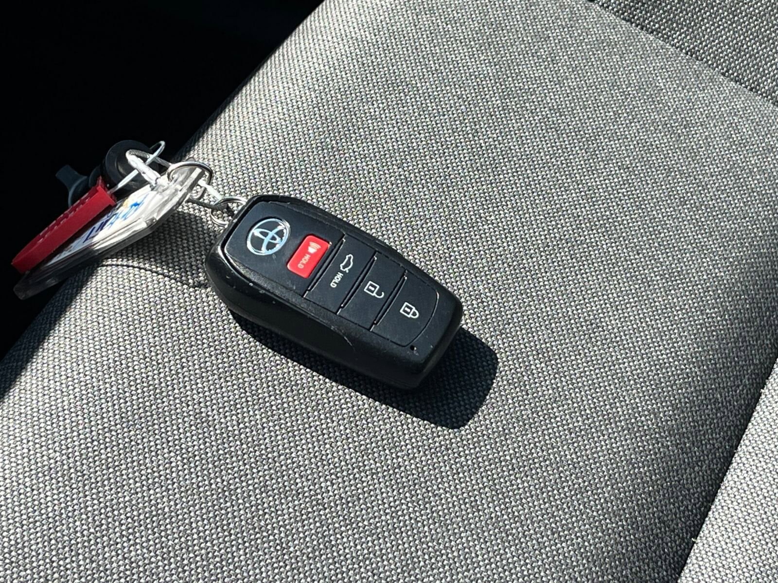 Thumbnail: 2025 Toyota Camry - 21