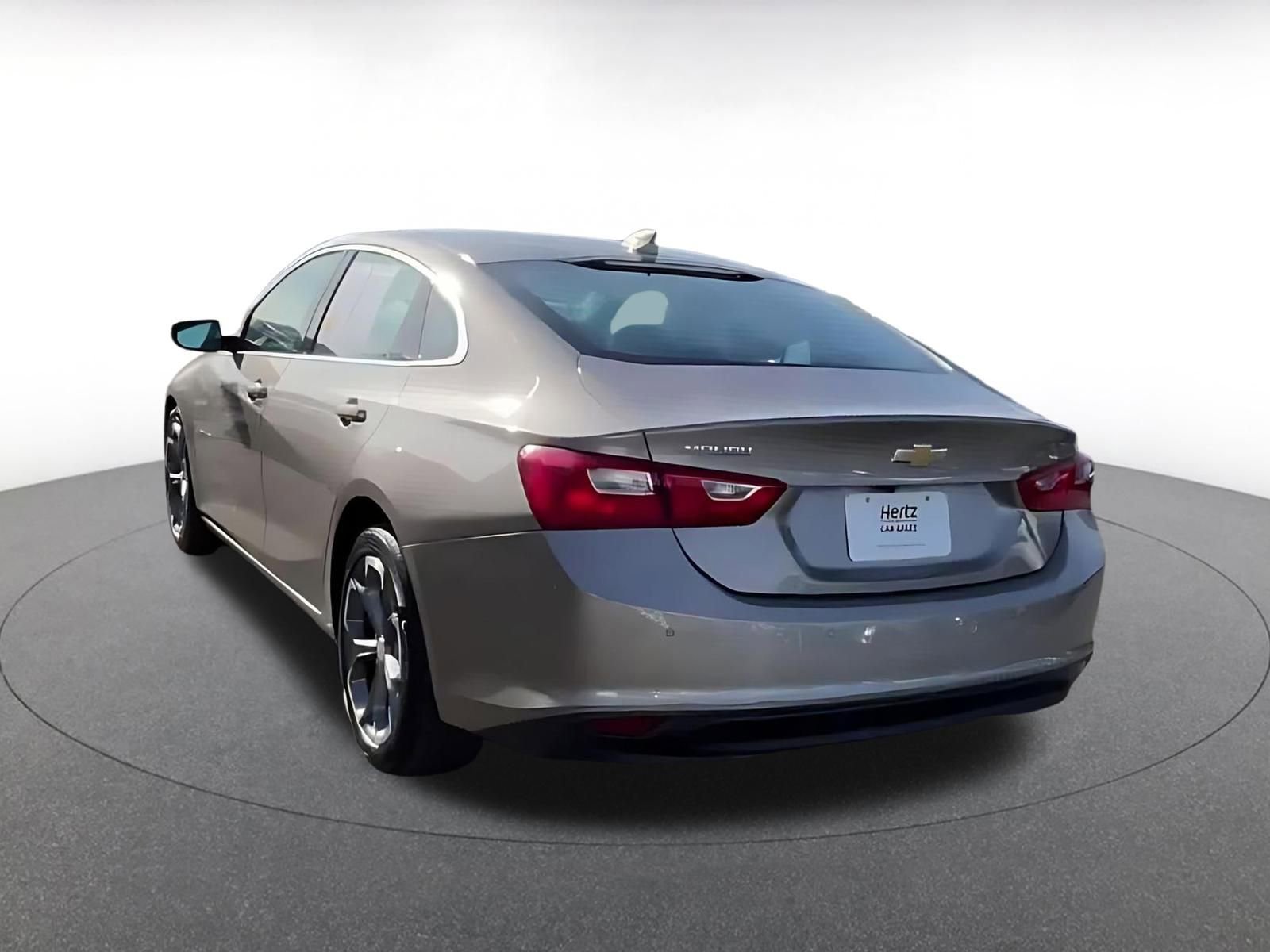 Thumbnail: 2024 Chevrolet Malibu - 11