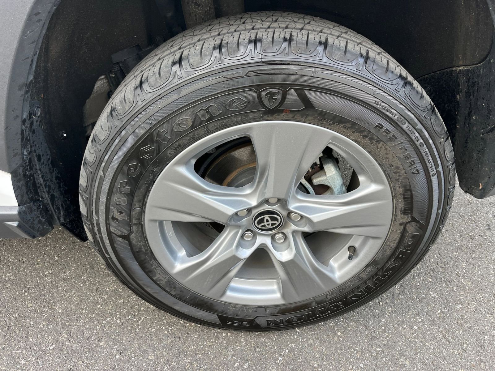 Thumbnail: 2025 Toyota RAV4 - 29