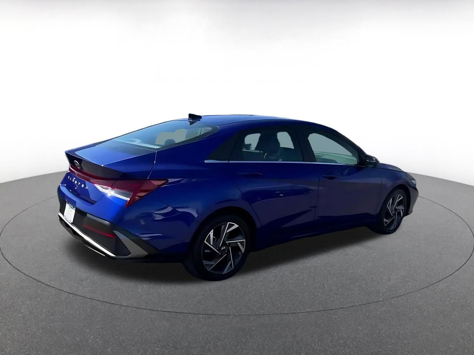 Thumbnail: 2025 Hyundai Elantra - 15