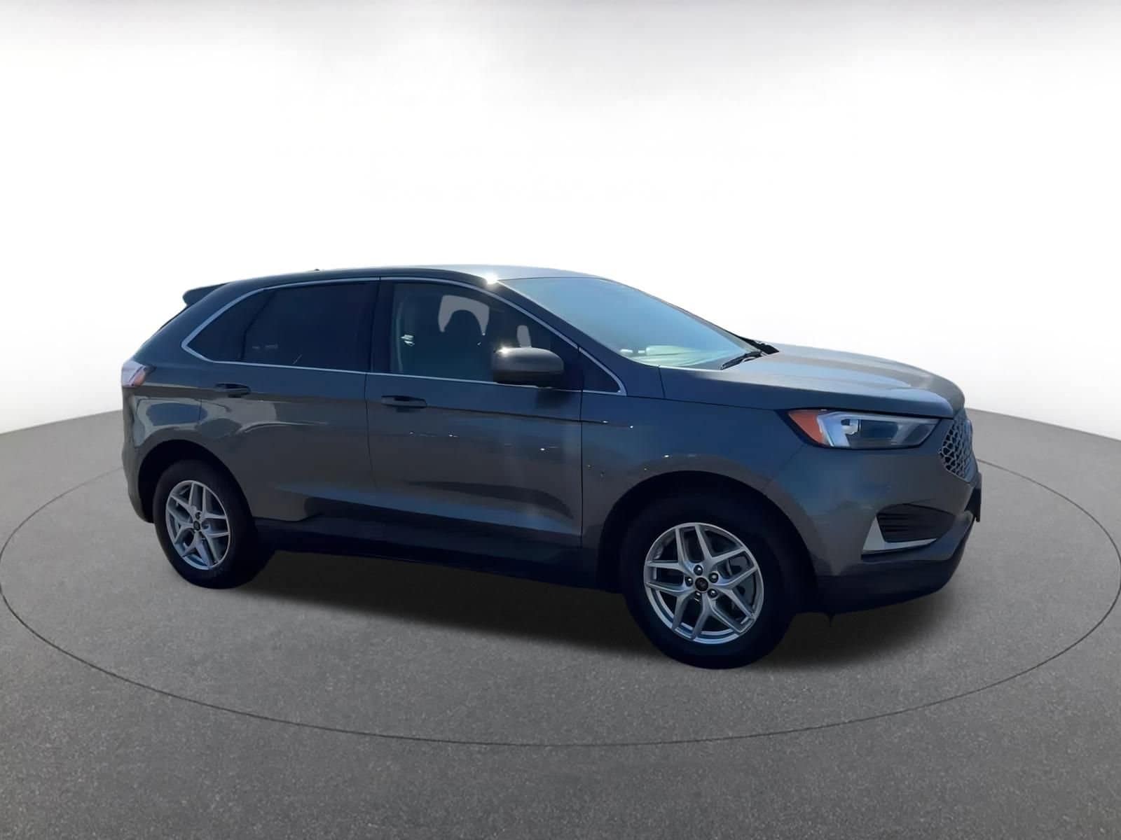 Thumbnail: 2024 Ford Edge - 2
