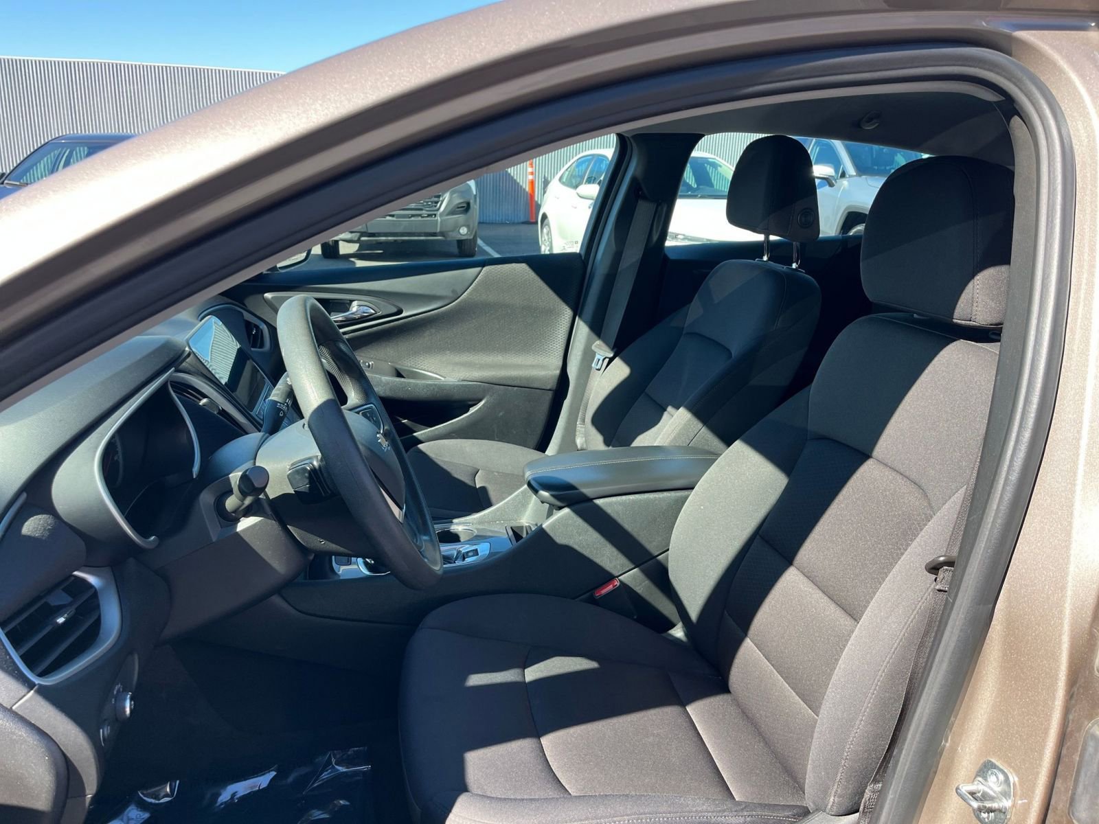 Thumbnail: 2023 Chevrolet Malibu - 35