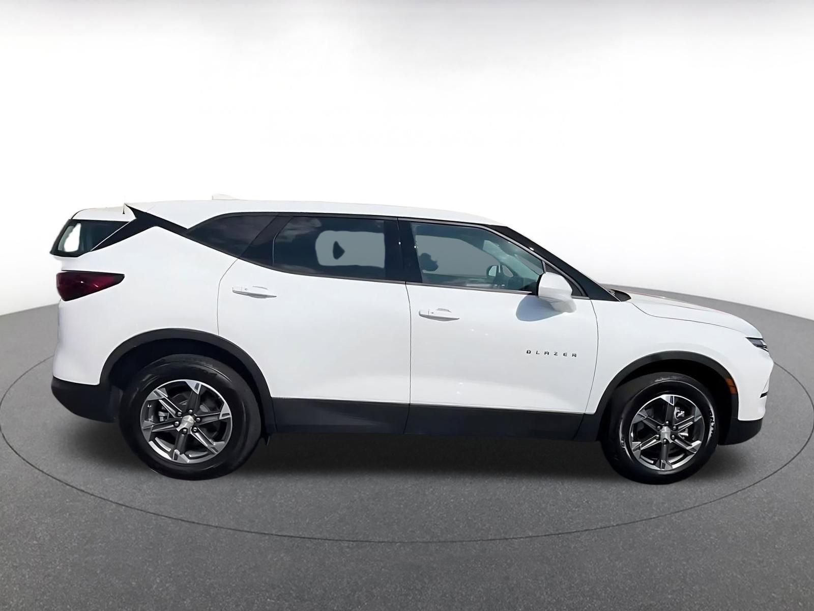 Thumbnail: 2025 Chevrolet Blazer - 15