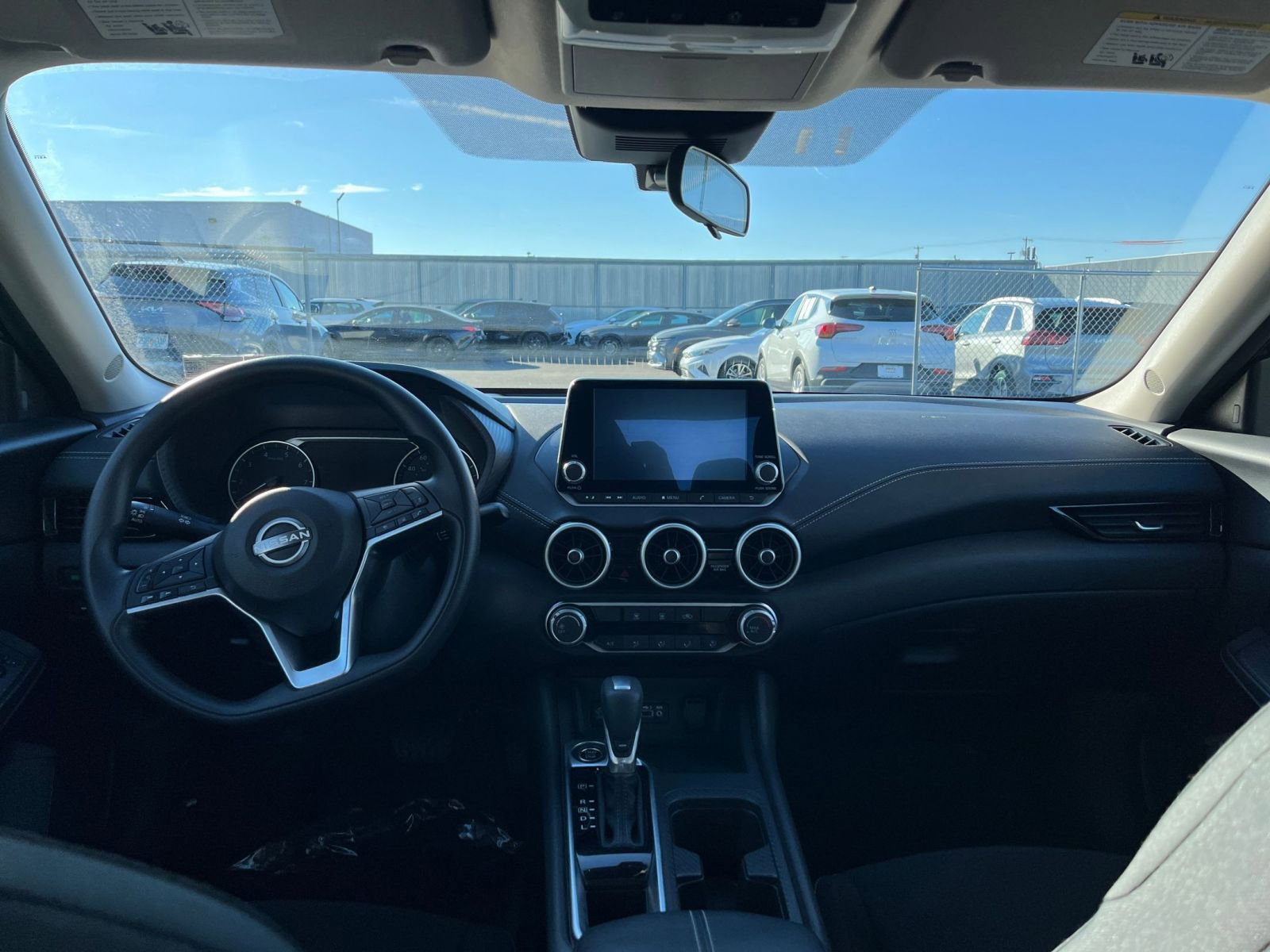 Thumbnail: 2025 Nissan Sentra - 32