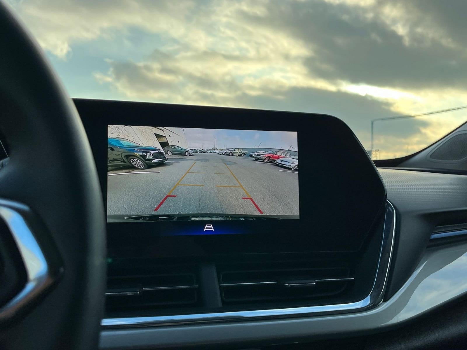 Thumbnail: 2025 Chevrolet Trax - 17