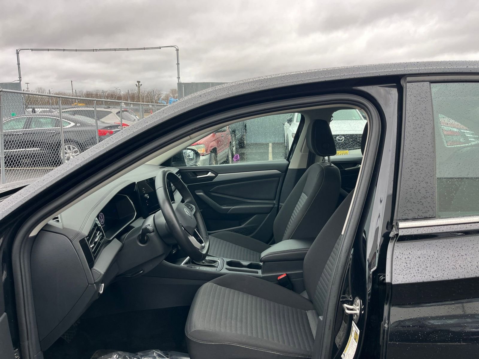 Thumbnail: 2025 Volkswagen Jetta - 25