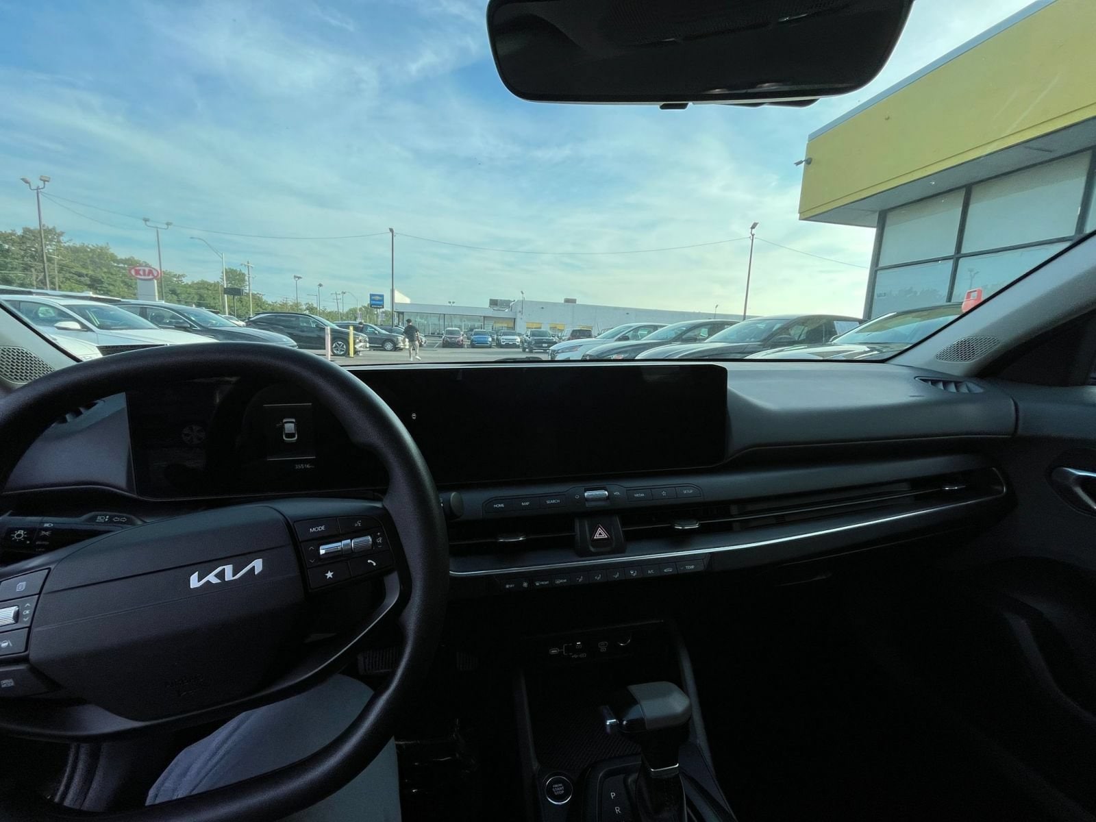 Thumbnail: 2025 Kia K4 - 31