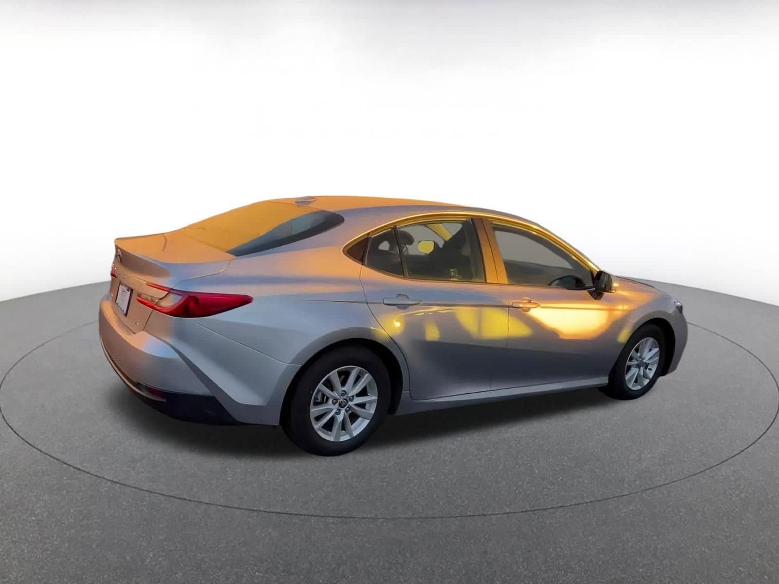 Thumbnail: 2025 Toyota Camry - 13