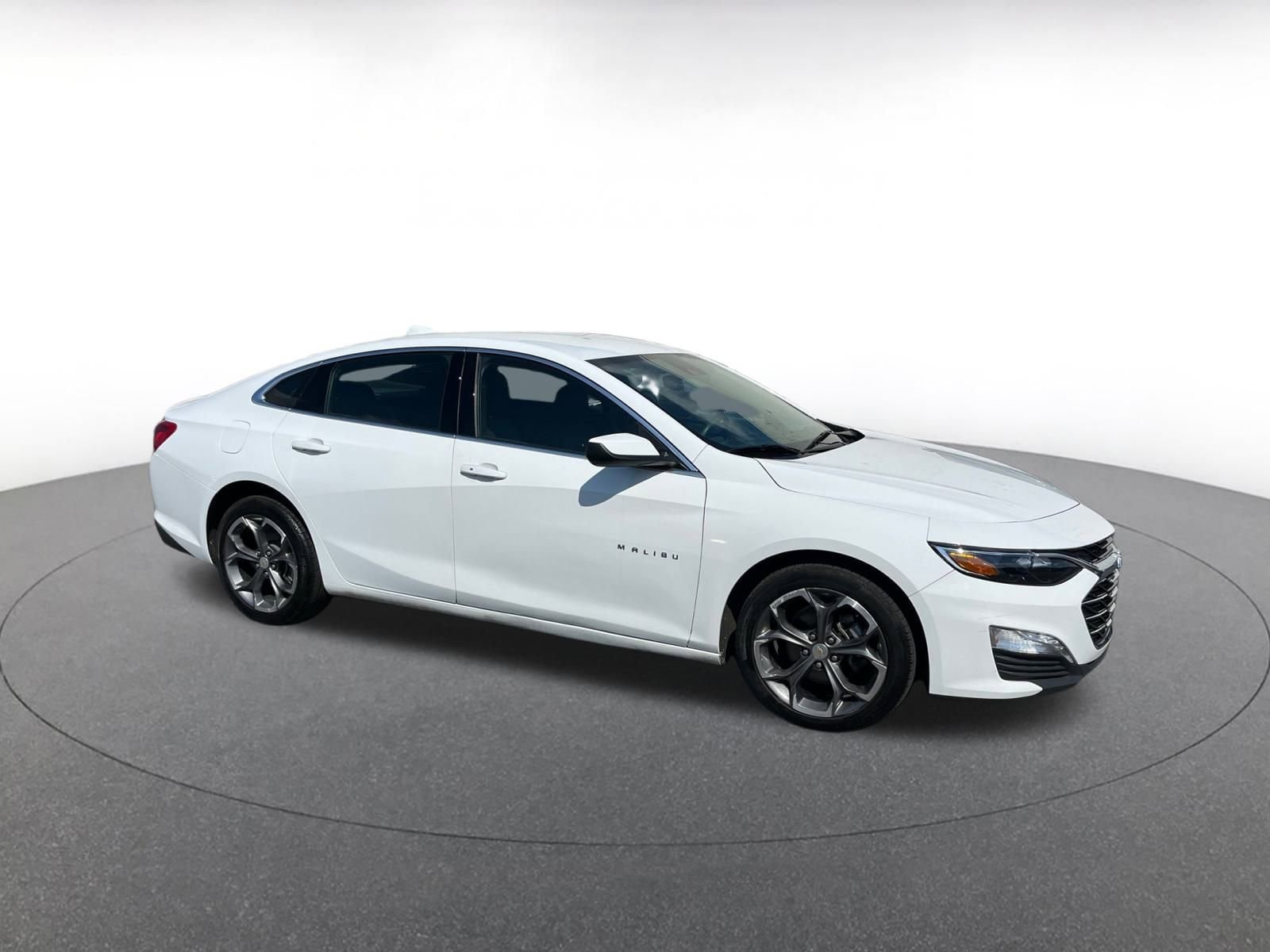 Thumbnail: 2024 Chevrolet Malibu - 1